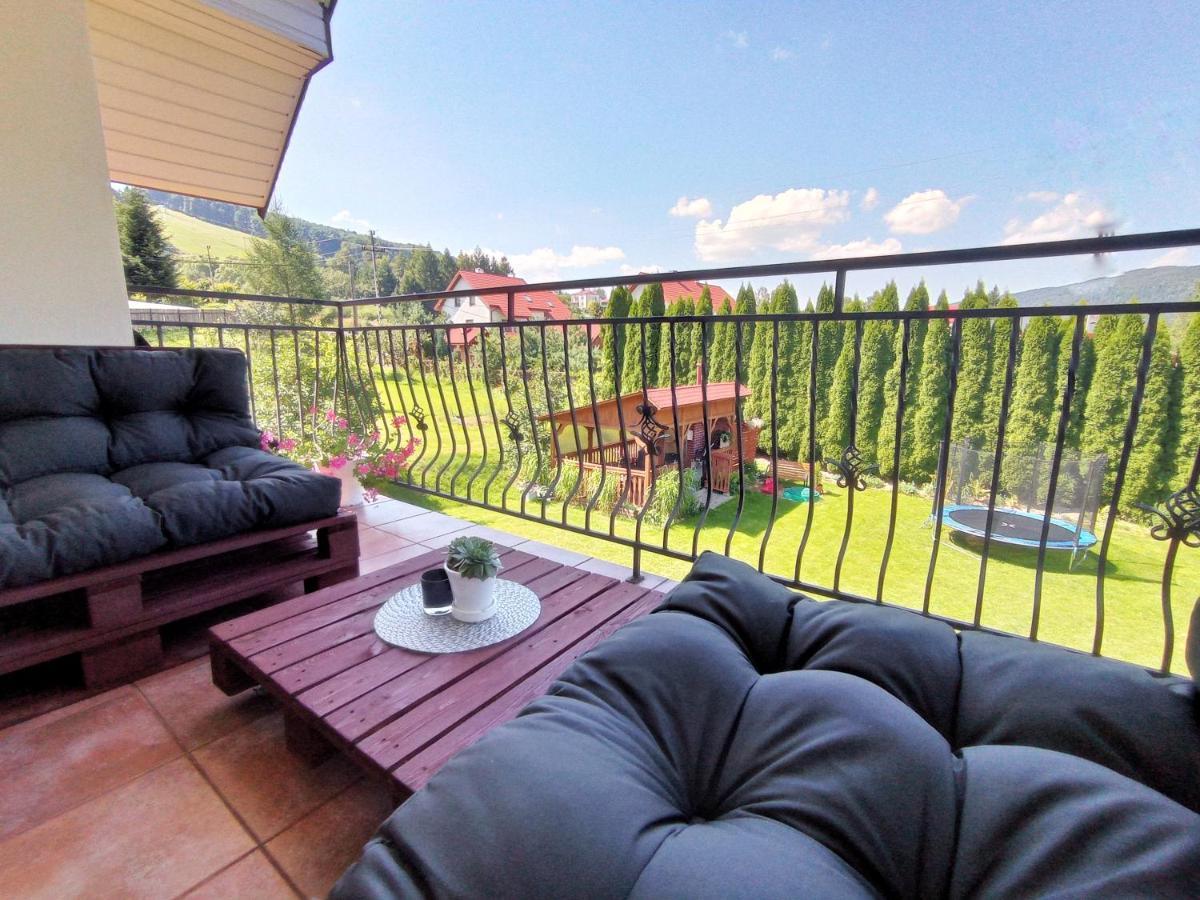 Baza Bieszczady Apartment Ustrzyki Dolne Exterior photo